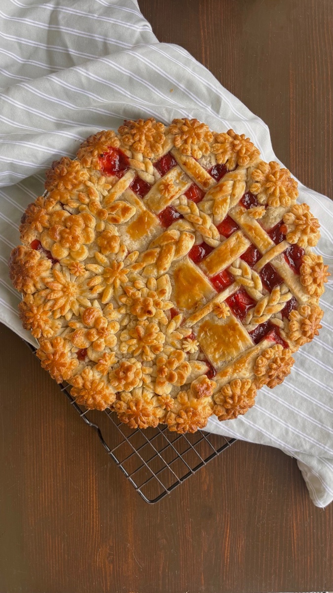 Strawberry Rhubarb Pie — handmade seasonal by Birdie's Baking Co.